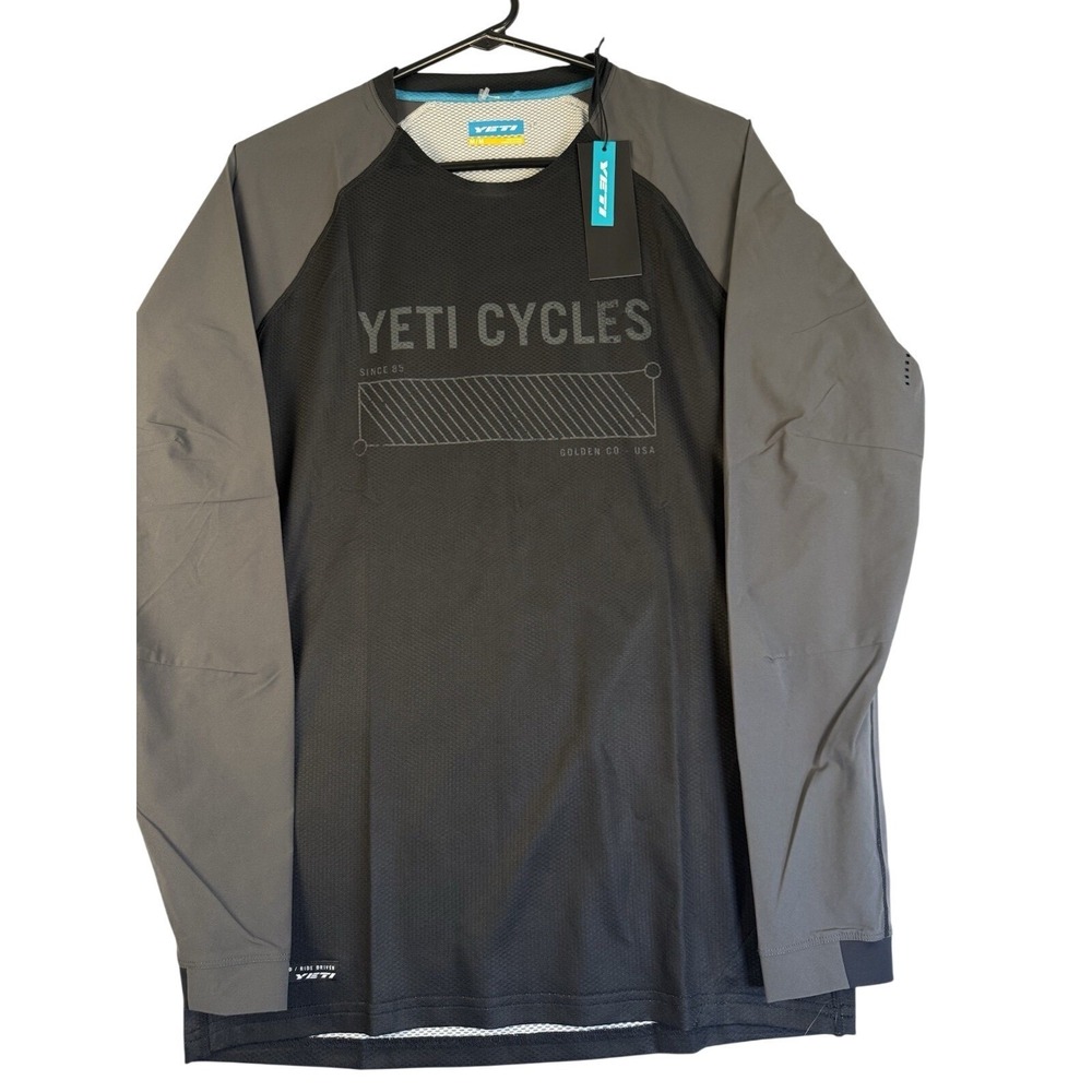 Yeti Cycles Renegade Ride Top Jersey Mens Medium Black MTB Bike Shirt NWT